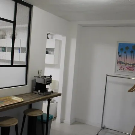 Climatise Dans Un Quartier Tres Calme Appartement *
