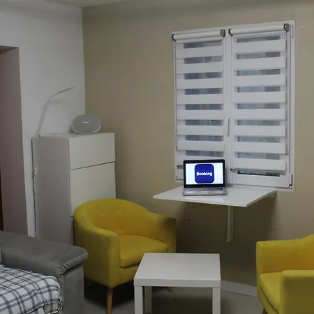 Appartement Climatise Dans Un Quartier Tres Calme *